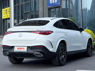 2025 Mercedes-Benz GLC Coupe 260 II (C254), белый, 5489099 рублей, вид 3