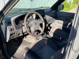 2008 Nissan NP300, чёрный, 800000 рублей, вид 5