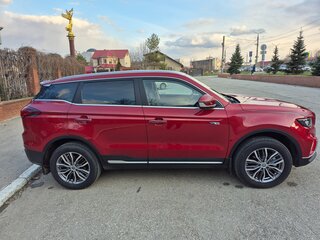 2023 Geely Atlas Pro, пурпурный, 2100000 рублей, вид 3