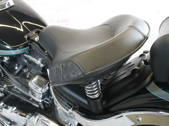 2008 Harley-Davidson Fat Boy, чёрный, 850000 рублей - вид 13