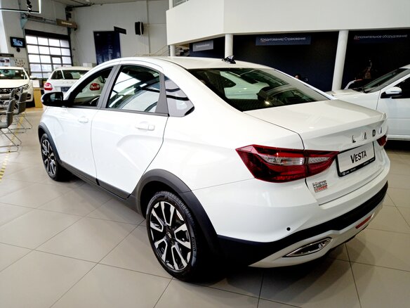2026 Lada (ВАЗ) Vesta Cross I Рестайлинг (NG), белый, 1898000 рублей - вид 2