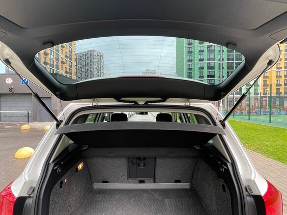 2013 Volkswagen Tiguan I Рестайлинг, белый - вид 8
