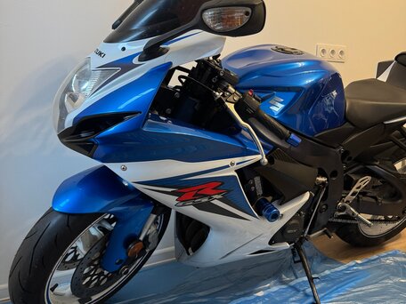 2011 Suzuki GSX-R 600, синий, 700000 рублей, вид 4