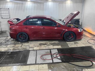 2009 Mitsubishi Lancer Evolution X, красный, 3600000 рублей, вид 2