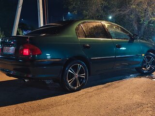 1998 Toyota Avensis I, зелёный, 250000 рублей, вид 4