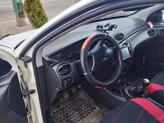 2002 Ford Focus I Рестайлинг, белый, 180000 рублей, вид 3
