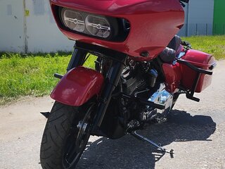 2021 Harley-Davidson Road Glide, красный, 1500000 рублей, вид 3