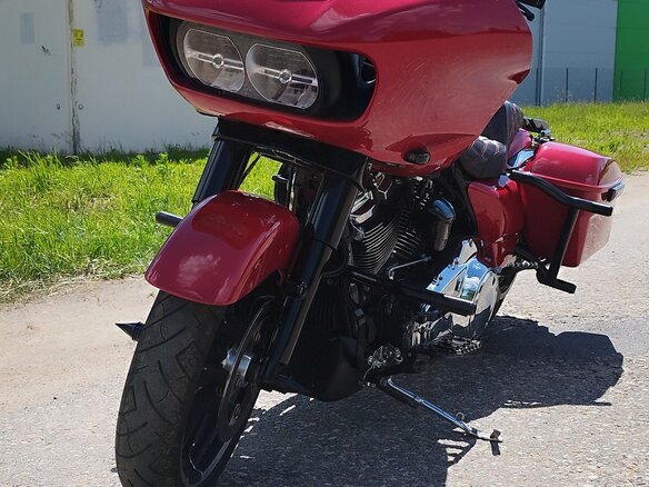 2021 Harley-Davidson Road Glide, красный, 1500000 рублей - вид 2