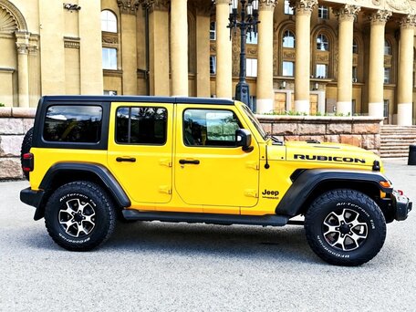 2020 Jeep Wrangler IV (JL), жёлтый, 4850000 рублей, вид 3