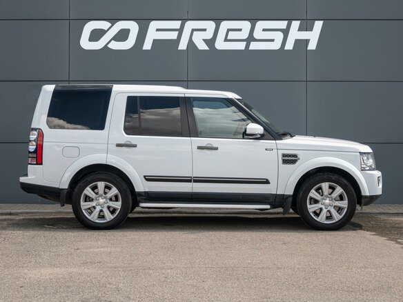 2014 Land Rover Discovery IV Рестайлинг, белый - вид 4