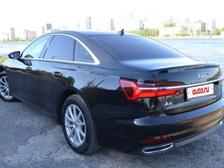2020 Audi A6 40 TFSI V (C8), чёрный, 2250000 рублей, вид 4