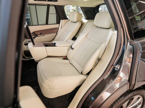 2026 Land Rover Range Rover D350 MHEV V, серый - вид 23