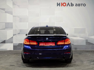 2018 BMW 5 серии 520i VII (G30/G31/G38), синий, 2970000 рублей, вид 5