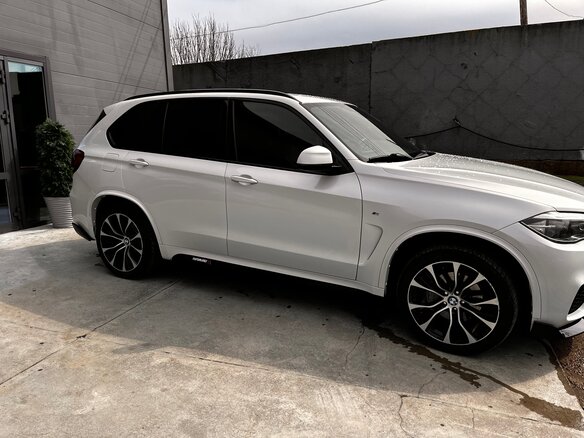 2018 BMW X5 30d III (F15), белый, 5000000 рублей - вид 11