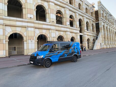2023 Volkswagen Crafter, серый, 12750000 рублей, вид 1