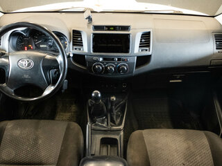 2014 Toyota Hilux VII Рестайлинг, белый, 1260000 рублей, вид 5