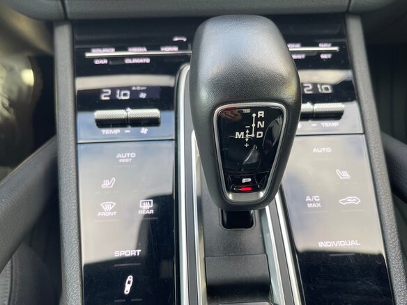 2019 Porsche Cayenne III, чёрный, 6500000 рублей - вид 8