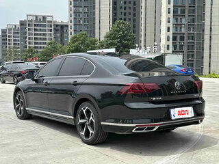 2023 Volkswagen Magotan B8 Рестайлинг, чёрный, 1459010 рублей, вид 4