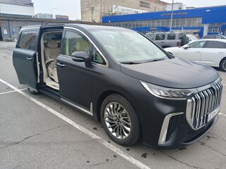 2025 Voyah Dream I, чёрный, 8000000 рублей, вид 5