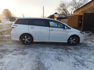 2012 Toyota Wish II Рестайлинг, белый, 1430000 рублей, вид 5