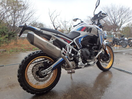 2024 BMW F 900 GS, белый, 1700000 рублей, вид 3
