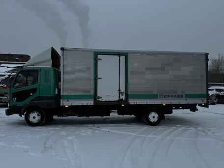 1996 Fuso (Mitsubishi) Fighter, зелёный, 1900000 рублей, вид 4