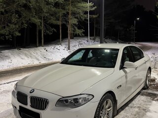 2011 BMW 5 серии 550i xDrive VI (F10/F11/F07), белый, 2070000 рублей, вид 4