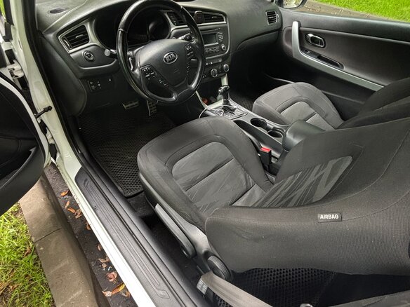 2016 Kia Ceed II Рестайлинг, белый, 1299000 рублей - вид 27