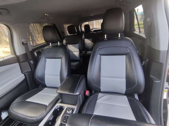 2023 Ford Explorer VI, чёрный, 2420000 рублей - вид 22