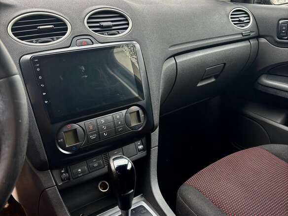2005 Ford Focus II, красный, 375000 рублей - вид 9
