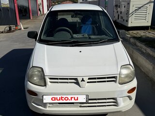 2002 Mitsubishi Minica VIII, белый, 200000 рублей, вид 2