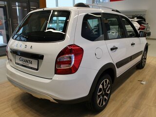 2026 Lada (ВАЗ) Granta Cross I Рестайлинг, белый, 1196000 рублей, вид 5