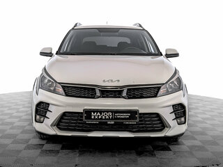 2022 Kia Rio X IV Рестайлинг, белый, 1745000 рублей, вид 2