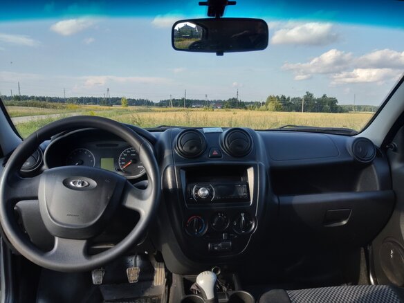 2015 Lada (ВАЗ) Granta I, серебристый, 339000 рублей - вид 9