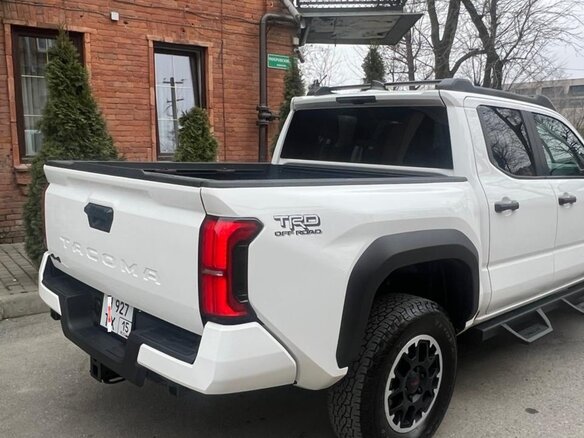 2024 Toyota Tacoma IV, белый, 8550000 рублей - вид 9