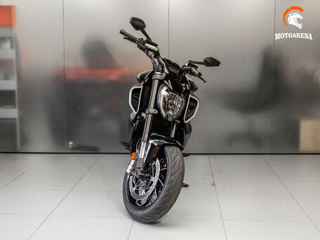 2023 Ducati Diavel V4, чёрный, 2547540 рублей, вид 2
