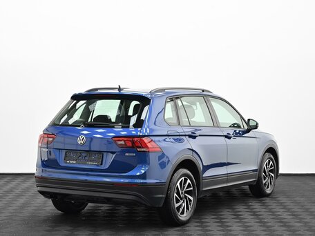 2020 Volkswagen Tiguan II, синий, 2025000 рублей, вид 4