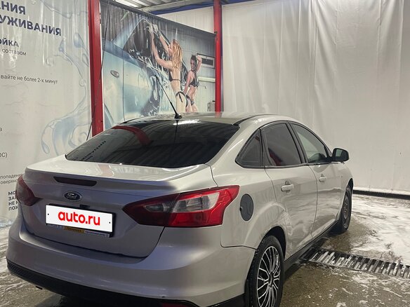 2014 Ford Focus III, серебристый, 550000 рублей - вид 3