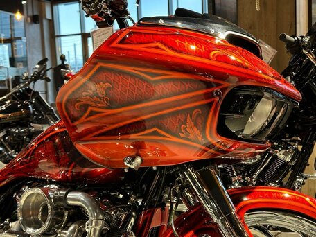 2016 Harley-Davidson Road Glide, чёрный, 4500000 рублей, вид 5