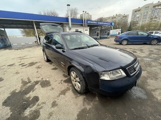 1998 Audi A6 II (C5), чёрный, 400000 рублей, вид 3
