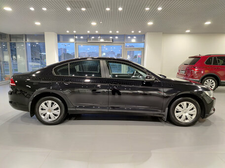 2016 Volkswagen Passat B8, чёрный, 1669000 рублей, вид 4