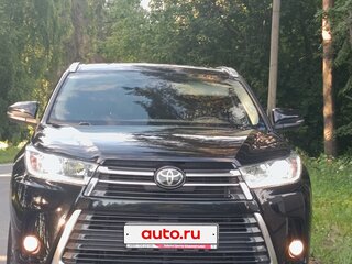 2020 Toyota Highlander III (XU50) Рестайлинг, чёрный, 3950000 рублей, вид 3