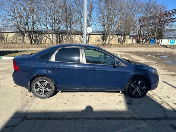 2008 Ford Focus II Рестайлинг, синий, 540000 рублей - вид 1
