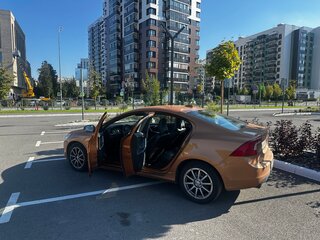 2010 Volvo S60 II, золотистый, 1390000 рублей, вид 5