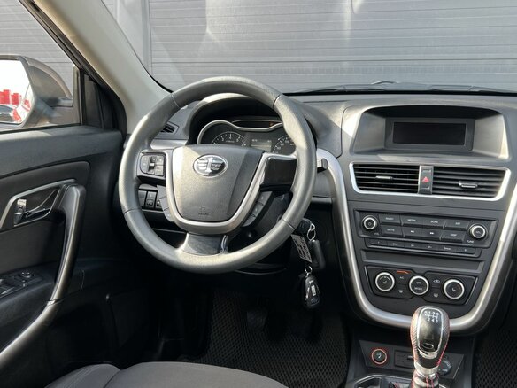 2019 FAW Besturn X80 I Рестайлинг, коричневый - вид 14