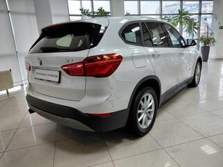 2018 BMW X1 18d xDrive II (F48), белый, 1730000 рублей, вид 5