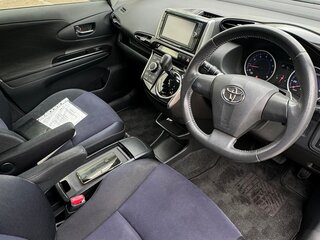 2013 Toyota Wish II Рестайлинг, чёрный, 1350000 рублей, вид 5