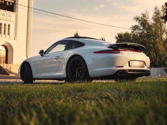 2013 Porsche 911 Carrera 4 VII (991), белый, 5890000 рублей - вид 7