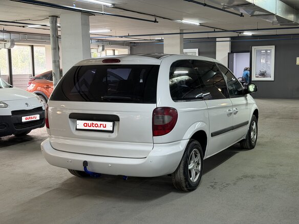 2005 Dodge Caravan 4-speed IV, белый - вид 8