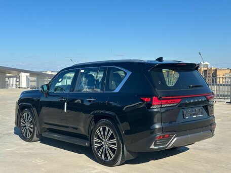 2026 Lexus LX 500d IV, чёрный, 17300000 рублей, вид 3
